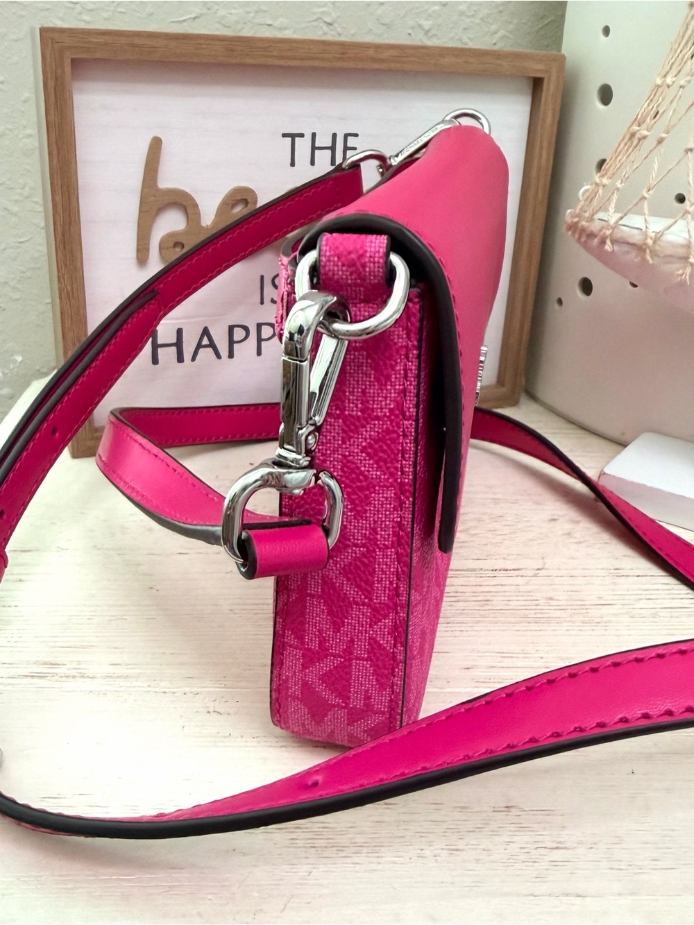 Michael Kors Bright Pink MK Logo Crossbody Bag - Picture 2 of 7